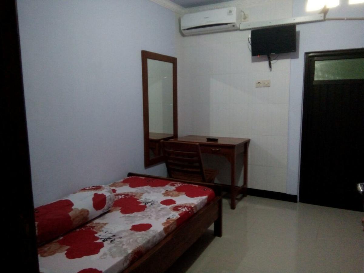 Rembulan Guest House Jombang Exteriér fotografie